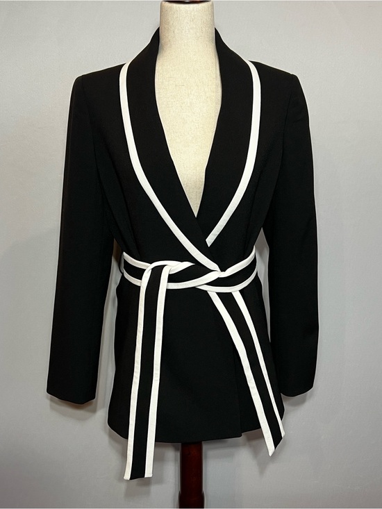 Tahari ASL Jackets & Blazers - Tahari ASL Black Blazer with White Trim Belt